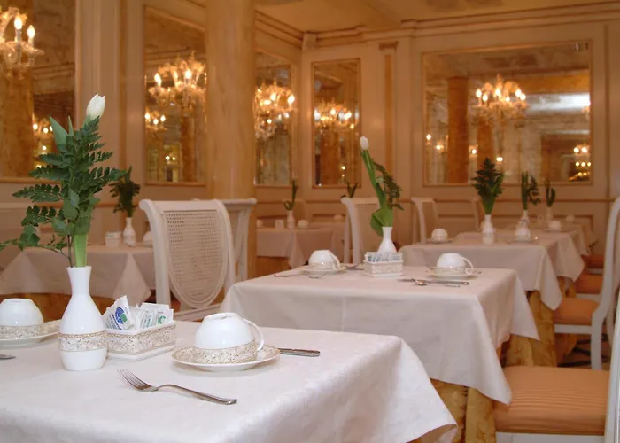 Hotel Belle Epoque